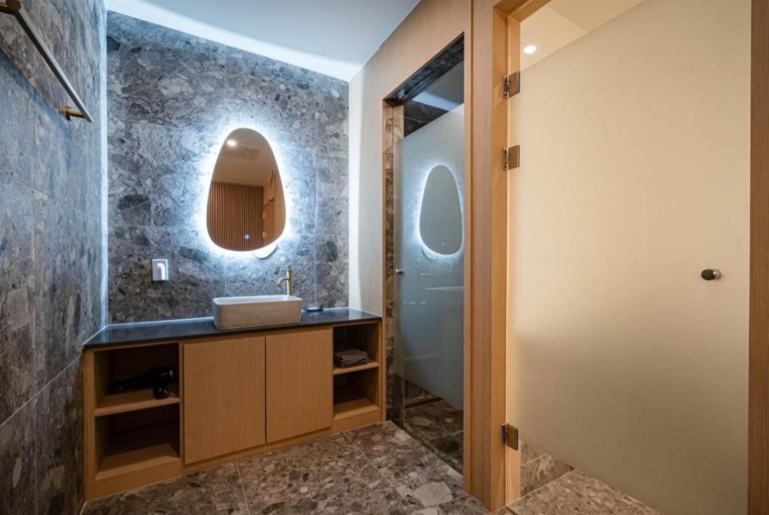 Hotel Hyggelig Busan Bagian luar foto