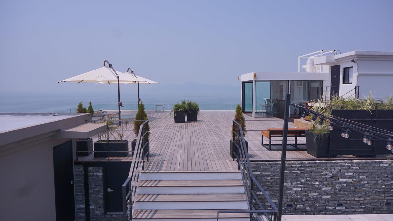 Hotel Hyggelig Busan Bagian luar foto